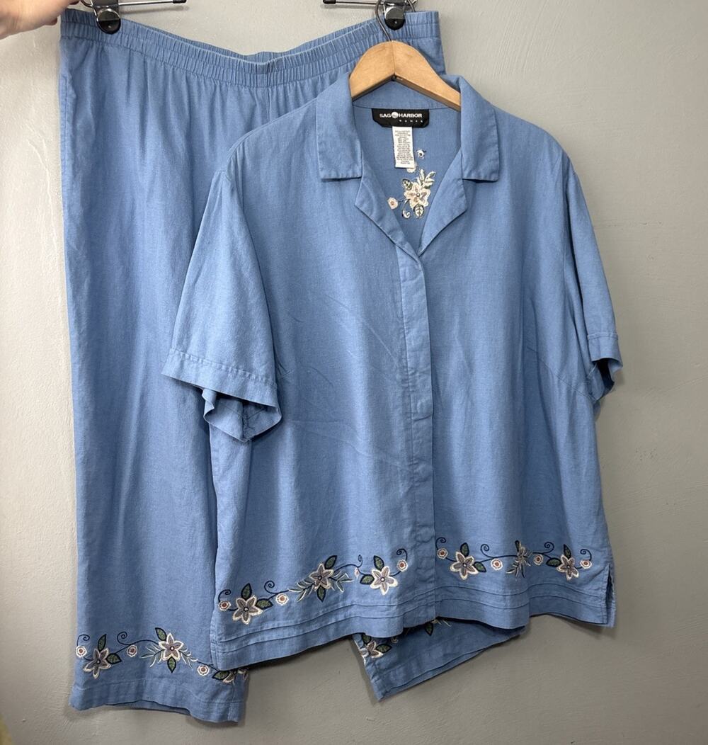 Sag Harbor Outfit Plus Size 1X Blue Linen Floral Embroidered Capris Pants Shirt